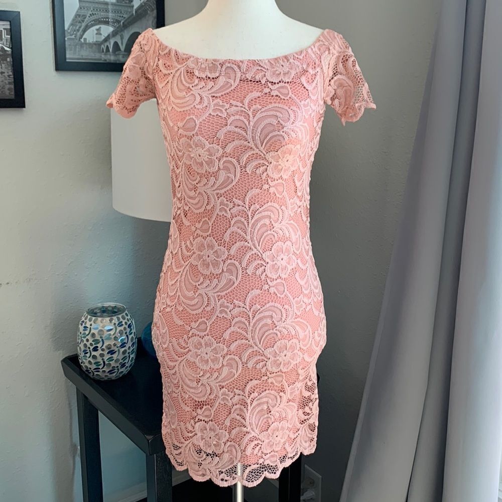 Ambiance Peach Lace Mini Dress size small bodycon style